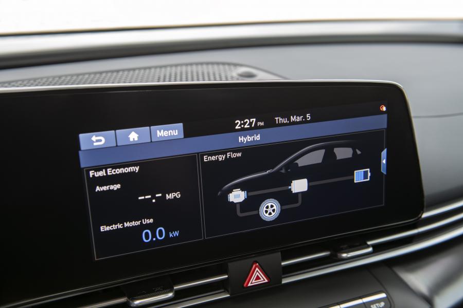 Детали интерьера Hyundai Elantra Hybrid (CN7) 2020 года  (NA) (фото 7 из 7)